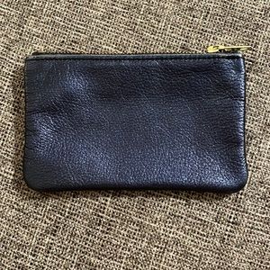 Annie Bukhman New York Flat Leather Pouch in Ink